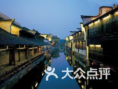 逃离上升的热气球